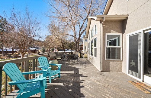 Peregrine House | Stylish, comfy home for Air Force Academy Graduation! 5 bedrooms!