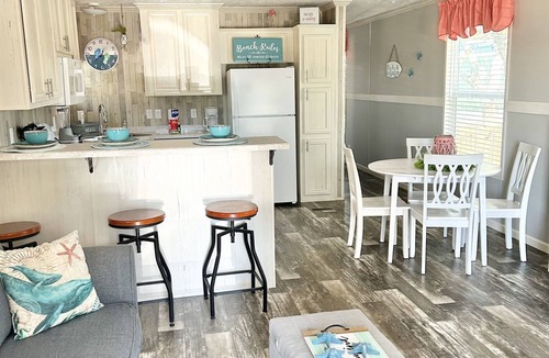 Navarre Cottage | Sum Beaches Paradise Cottage 3