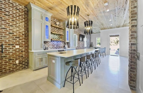 San Juan House | Summer Wind | Ocean Views, Steps to Beach, Private heated pool/Jacuzzi, Golf Cart, Bikes, Ample Parking