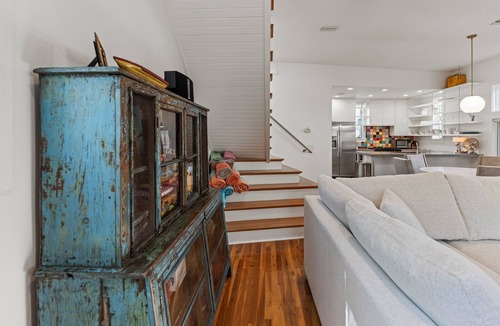 Sunnyside House | Summerlight - Coastal Cottage in Carillon, Walk to Beach, Golf Cart Available 🛺