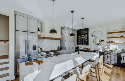 Bethel House | Sunnymede Hill House with Hot Tub & Valley Views