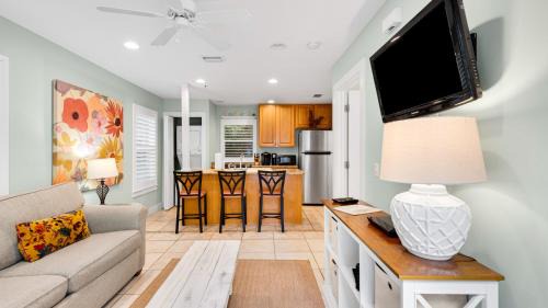 Rosemary Beach House | The Casita at The Lemon Drop