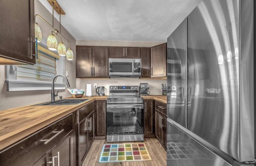 Seal Rock House | The Cottage Seal Rock: Ideal blend of Pacific Northwest charm.