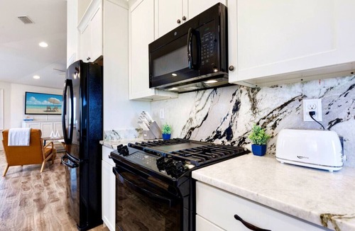 Southpointe Cottage | The Good Life · Ultimate Gulf Shores Getaway: Hot Tub, RV Pad, Fire-Pit & Beach