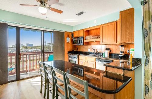 Gulf Lagoon Beach Hotel | The Inn at St Thomas Square 1309C