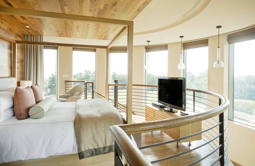 Vesta Cabin | The Lodge at Primland, Auberge Collection
