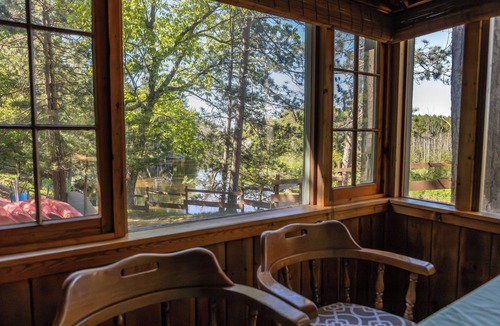 Au Train Cabin | The Loon Cabin #2– AuTrain River Cabin Near Pictured Rocks & Lake Superior