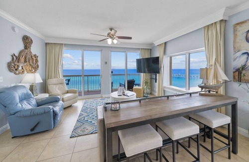 Panama City Beach Condo | The Sunset at Calypso | West-End Corner Beachfront Residence-Steps to Pier Park