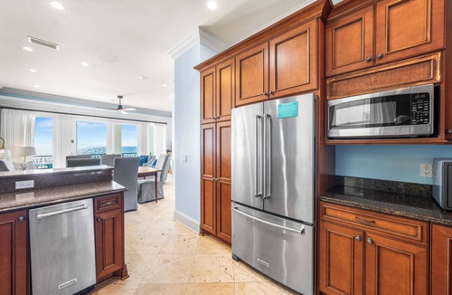 Delos House | Third Day*2Pools*Elevator*Loaded*Beach Service*