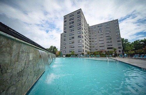 Germantown Apartment | This apartment is a 2 bedroom(s), 1 bathrooms, located in Philadelphia, PA.
