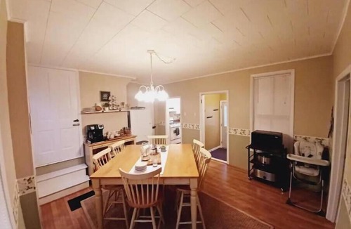 Howard House | THIS OLD HOUSE 6 bedroom