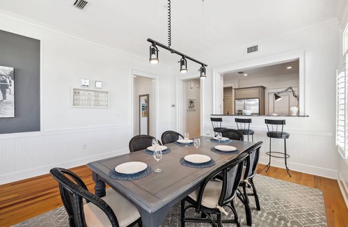 Beach District Condo | Top Floor Condo w/Gulf Views and Balcony