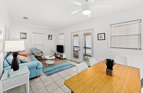 Laguna Beach Estates House | Top of Duplex! Summer Dates Available! Book Now!