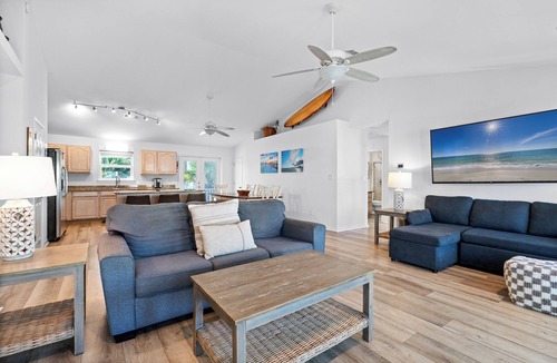 Villa Primera House | "Touch of Heaven" | Private Pool | Dog-Friendly | Beach Access | My Beach Getaways