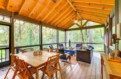 Mirror Lake House | Tranquil Highlands Cottage w/Fire Pit & Stream!