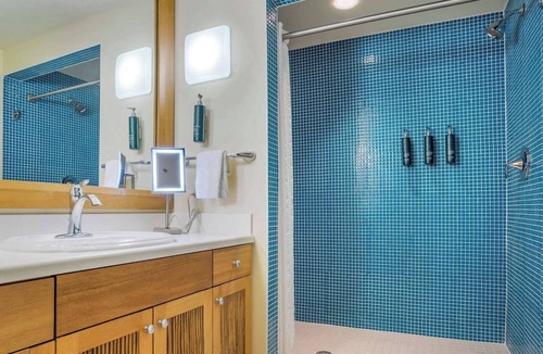 Sandestin Hotel | Tropical 1BR Suite w/2 Baths: Near Roberto’s Pizza & Village Eateries