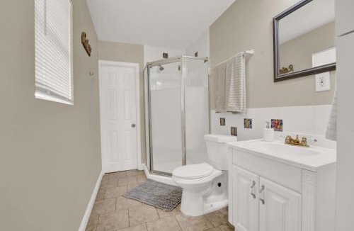 Lynn Haven House | Two Spaces in One Main House and Guest House 25 Min to PCB