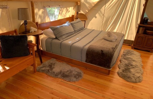 Idleyld Park Cabin | Umpqua National Forest Glamping Tent Prospector - Near Crater Lake & Umpqua Hot Springs