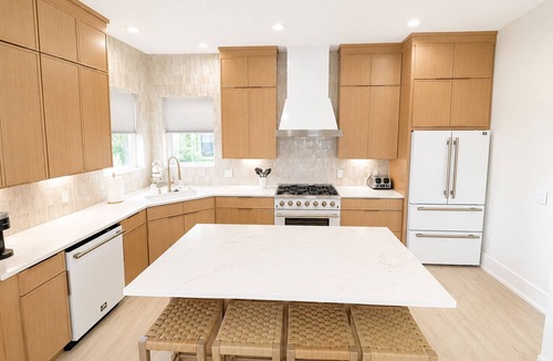 San Juan House | Villa Magnolia - South Side of 30A - steps to the beach - private heated pool