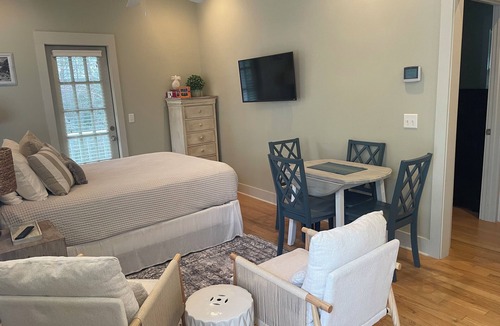 Watercolor House | WaterColor Carriage House - Walk to Camp Watercolor!
