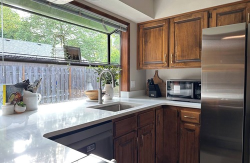 Hillsboro House | Welcome Home to this Beautifully Remodeled 3BR in Hillsboro 3.2 mi. from Intel!