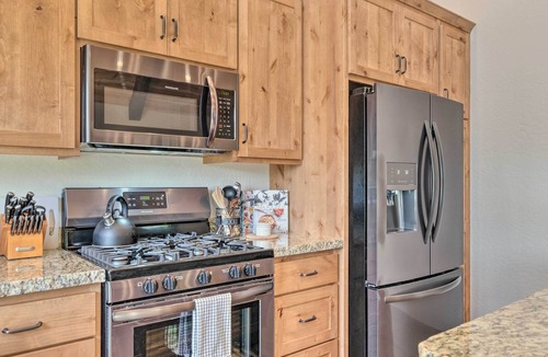 Mi-Wuk Village Cabin | Woodsy Retreat: Modern Mi-Wuk Village Cabin!