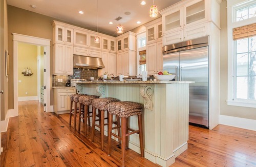 Watercolor House | Wrap-Around Porches and Amenities