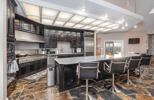 Coarsegold Villa | Yosemite & Bass Lake 6 bedrooms, sleeps 18 - Coarsegold Villa
