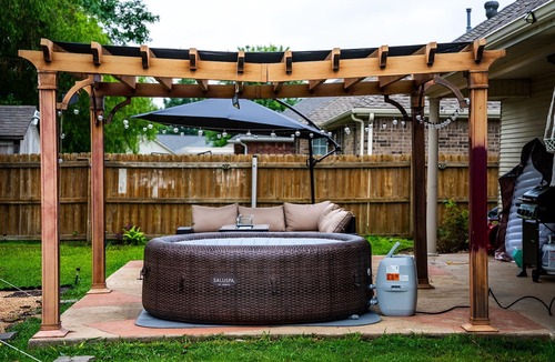 Bentonville House | Yurt Experience In Backyard W/Hot Tub/Game Room - 10 mins to Walmart AMP