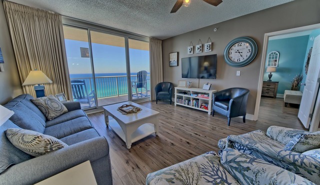 10% OFF on REMAINING 2026 WEEKS at MAJESTIC BEACH RESORT - Right on the Beach!