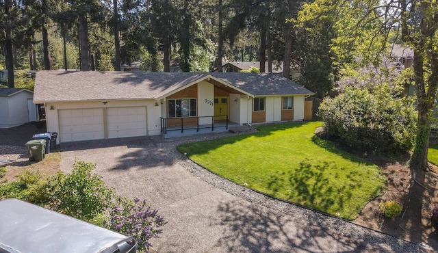 5BR-Fun-Bright-Modern in Eugene