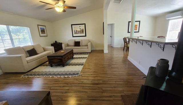 5Ez Ranch- Silver- entire home with easy drive to Kings Canyon National Park in Squaw Valley
