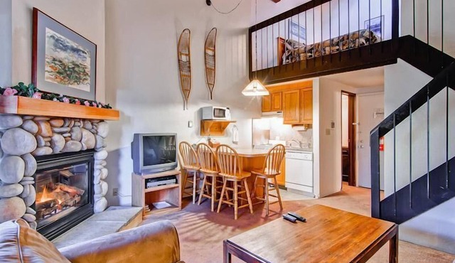 (A210) Loft Condominiums