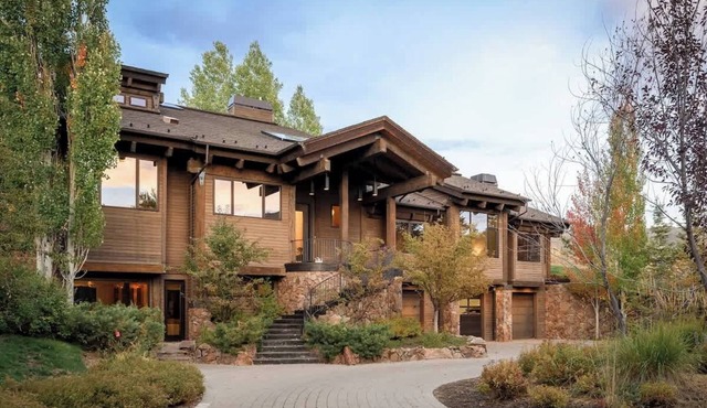 Abode at Elkhorn Estate, great for groups, views