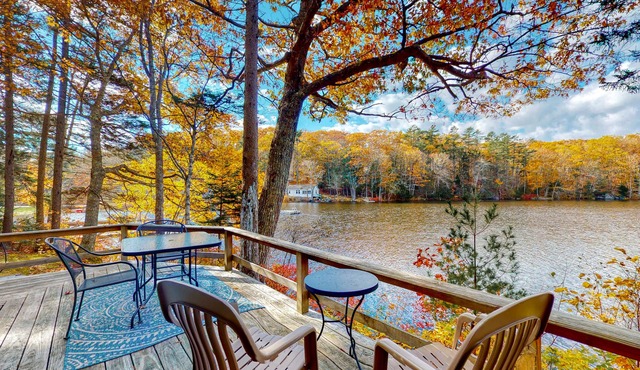 Adorable Lakefront Cottage with Free WiFi, Full Kitchen, Gas Grill, & Dock in Boothbay