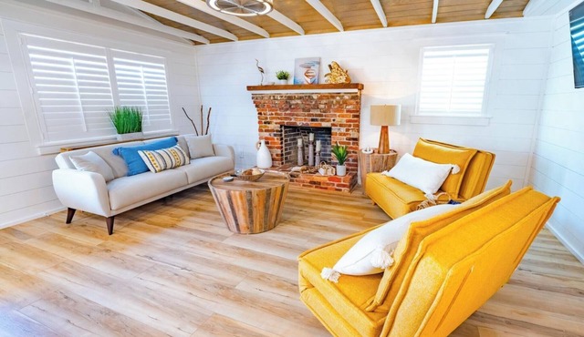 Beach cottage w/free daily attraction tickets
