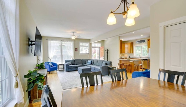 Beautiful Stay in Downtown Freeport, Beautiful Stay in Downtown Freeport