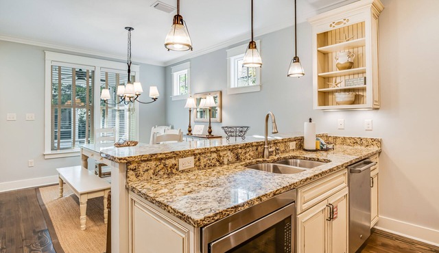 Beautiful Watersound West house, gated community, deeded access to large beach