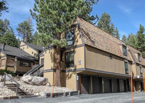 Bigwood Condo