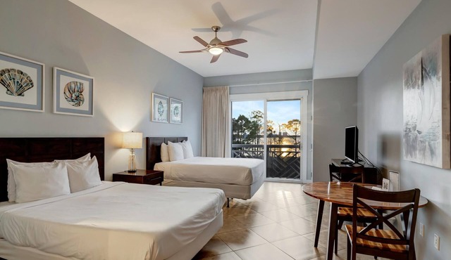Blissful 3 Bedroom Escape: 1 King and 2 Queen Beds, Full Kitchen and Amazing Views at Sandestin Golf and Beach Resort!