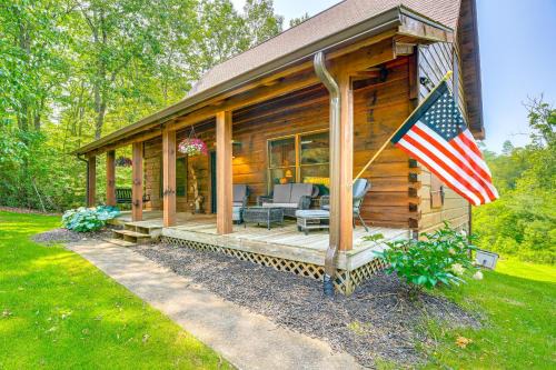 Blue Ridge Mtns Retreat w/Views, 1 Mi to Parkway!