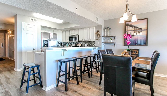 🦩Book Me Baby! Gulf-Front Condo With Gorgeous Views 🦩