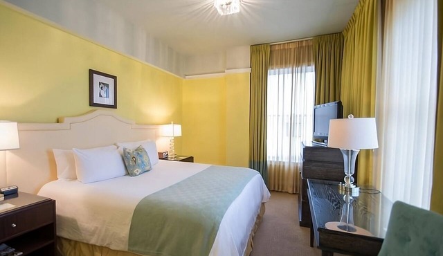 Boutique Hotel with Art, History, and Style in Portland! Enjoy On-site Bar!