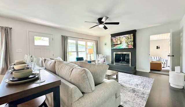 BRAND NEW! 10 Min To Hershey w/Firepit & Gameroom
