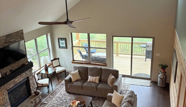 Brand New 3-bedroom house in adorable Ligonier
