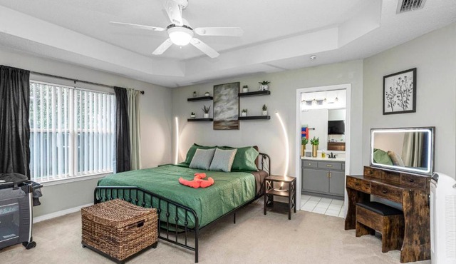 Breeze - Family Retreat with Game Room