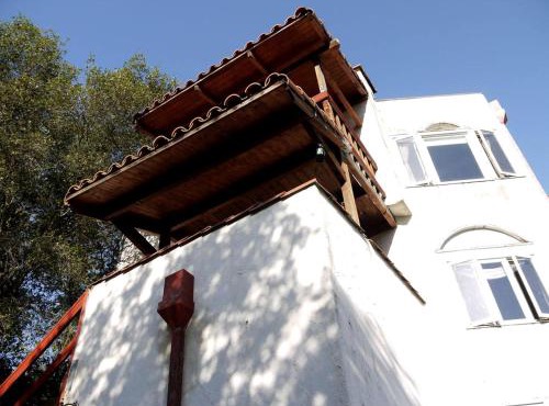 Captivating Riverfront Vacation Rental for Large Groups in Three Rivers, California in Three Rivers