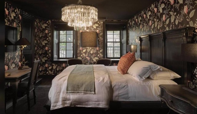 Carversville Inn