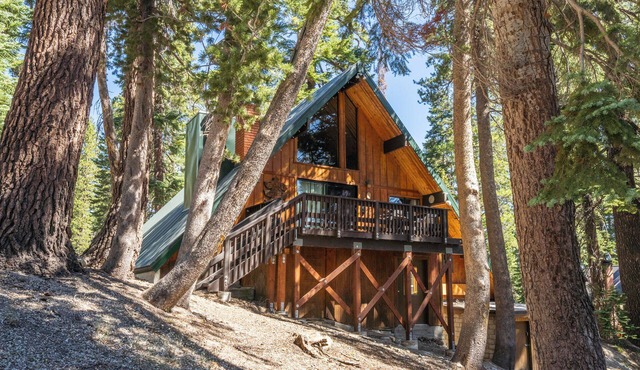 Chalet #23, Ski in/Out,Slope-Side Steps to Main Lo