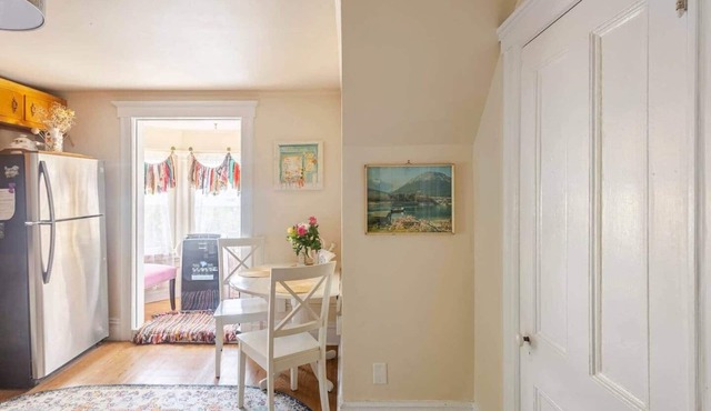 Charming Apt Walkable to Shop, Eat & NYC Transport in Montclair